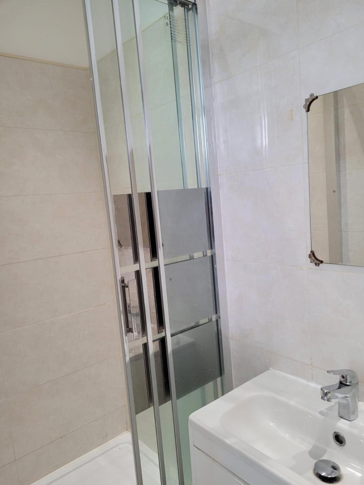 Nice Single Bedroom Near Qmc Νότιγχαμ Εξωτερικό φωτογραφία